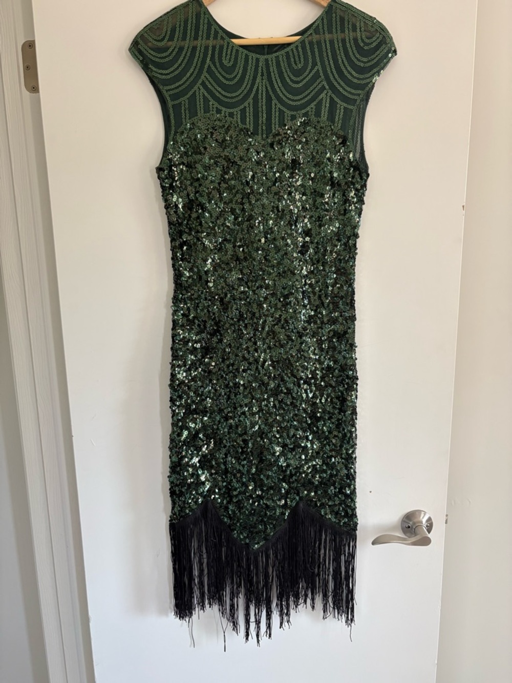 Emerald Green Sequin Flapper Dress w/ Fringe Hem – Gatsby Style – Size s